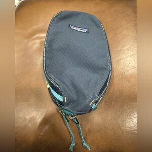 Patagonia Black Hole Cube Travel Organizer Storage Bag